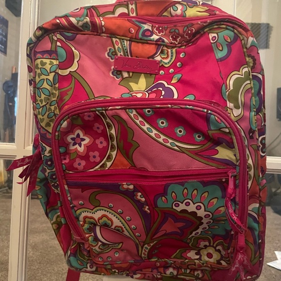 VERA BRADLEY Backpack with Paisley Pattern and Multiple Compartments - Picture 2 of 3
